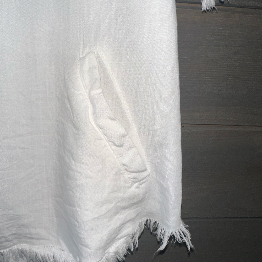 BILLY T White Off-Shoulder Fringe Tunic Top - Picture 3 of 6